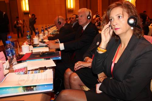 04-ICIS13-keynote.JPG